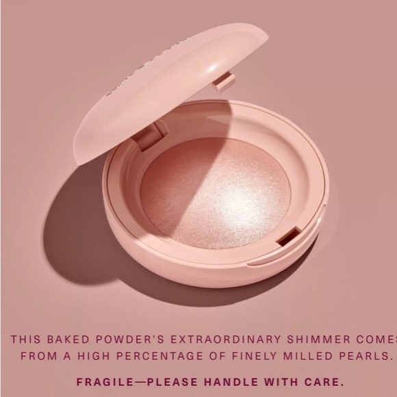 Rare Beauty ENLIGHTENCompact - Picture 5 of 9